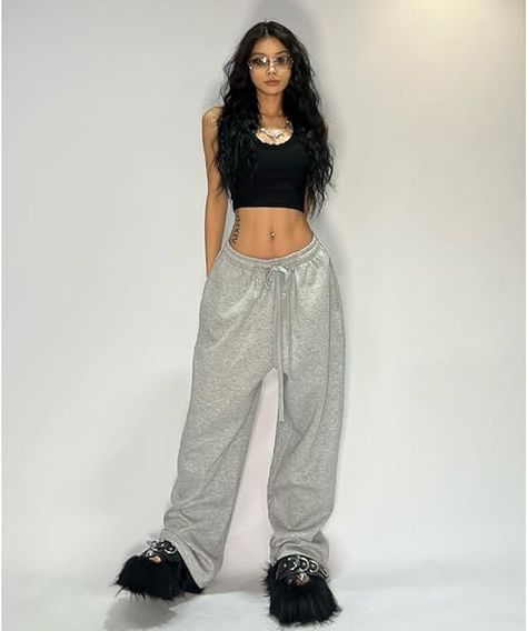 Wide Leg Sweatpants Women Baggy Pants Y2k Straight Leg Sweatpants with Pockets Low Rise Y2k Pants grey baggy sweatpants Baggy Straight-leg Sweatpants With Side Pockets, Grey Baggy Sweatpants, Low Rise Baggy Sweatpants, Y2k Wide Leg Cotton Sweatpants, Y2k Baggy Sweatpants With Pockets, Baggy Wide-leg Sportswear Sweatpants, Women Baggy Pants, Sweatpants Outfit Fall, Low Rise Y2k