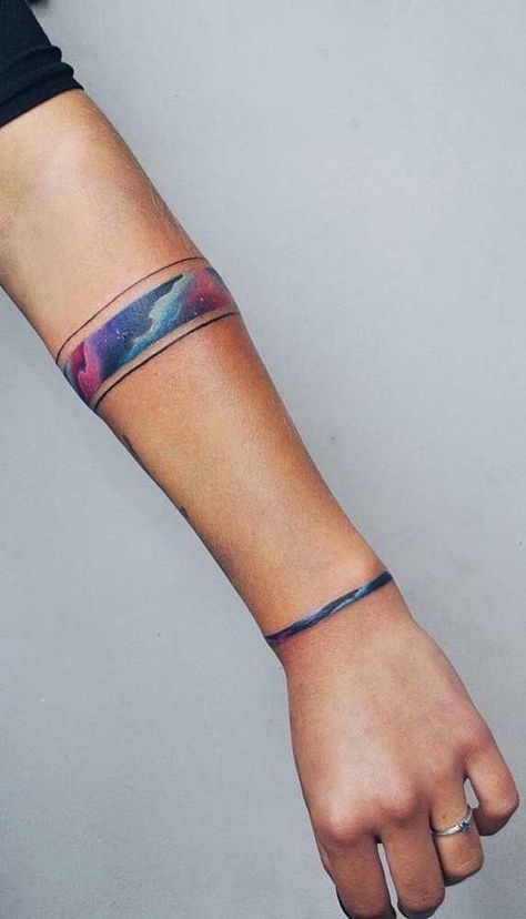 Watercolor Bracelet Tattoo, Traveler Tattoos, Small Travel Tattoos, Tattoo Ideas Travel, Watercolor Bike, Tattoos For Women Unique, Travel Tattoo Ideas, Moon Globe, Adventure Tattoo