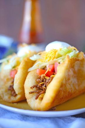 Homemade Mexican Chalupas Recipe Chalupa Bread, Mexican Chalupas, Chalupas Recipe, Mexican Chalupas Recipe, Dinner Mexican, Taco Bell Copycat, Homemade Mexican, Mexican Recipe, Taco Pizza