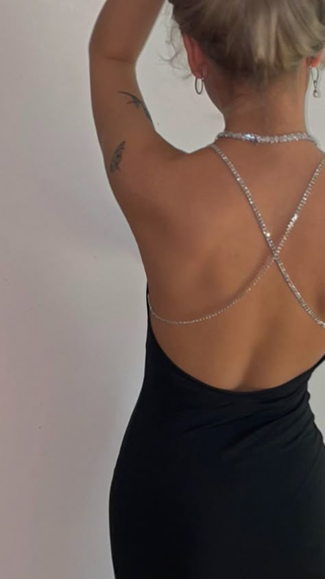 Low Back Prom Dress Black, Short Dress Open Back, Backless Pearl Dress, Pearl Back Dress, Open Back Dress Short, Matric Farewell Dresses, Open Back Black Dress, Backless Short Dress, Farewell Dresses