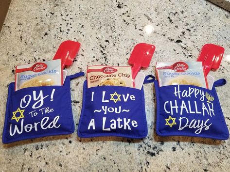 Hanukkah Cards Handmade, Mylar Letter Balloons, Hannukah Gift, Jewish Celebrations, Inexpensive Gifts, Chanukah Decor, Holiday Hostess Gifts, Hanukkah Candles, Hanukkah Decorations