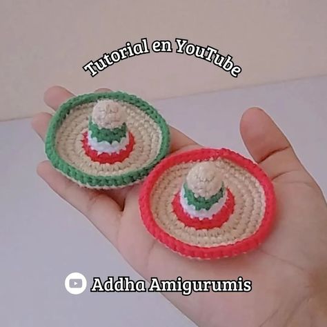 ✨ Tutorial ✨ Aprende a tejer estos mini sombreritos mexicanos 🇲🇽 🎬 Visita mi canal de YouTube [Addha Amigurumis] para tejer este bonito proyecto ❤️ ☁️ El link directo a mi canal de YouTube lo encuentras en mi biografía 🫰🏼 • Tags 🏷️ #crochet #amigurumi #crochettutorial #crocheting #diy #handmade #hechoamano #crochetpattern #craft #diyhandmade #crochetinspiration #crochetideas #aesthetic #crochetcute #freecrochetpattern #freepattern #crochetinspo #tutorial #manualidades #emprendimiento #em... Crochet Mexican Food, Mexican Hat, Crochet Bebe, Learn How To Crochet, Diy Creative Crafts, Mexican Art, Diy Creative, How To Crochet, Learn To Crochet