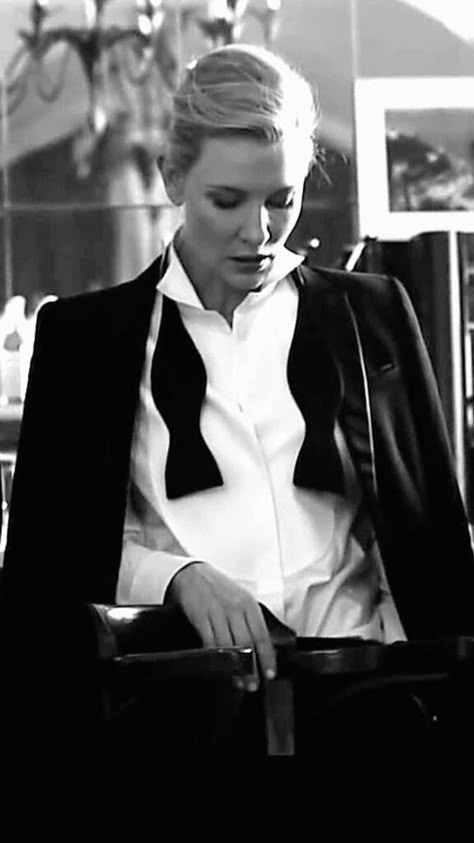 IWC Portofino 2014                                                                                                                                                                                 Mais Cate Blanchett Style, Iwc Portofino, Catherine Élise Blanchett, Peter Lindbergh, Black And White Photograph, Orphan Black, Cate Blanchett, White Photo, Woman Crush