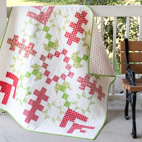 Jelly Snowflake Mystery Quilt Finishing - The Jolly Jabber Quilting Blog Snowflake Quilts, Granny Square Quilt, Snowflake Quilt, Quilt Christmas, Christmas Quilting, Jelly Roll Quilt Patterns, Quilts Patterns, Happy Go Lucky, Jelly Rolls