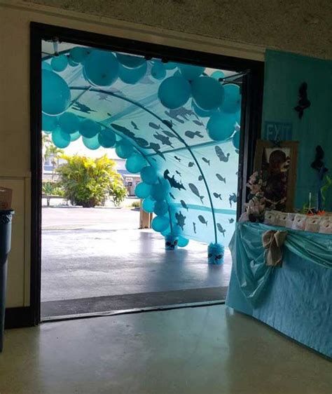 Under The Sea Decorations, Moana Birthday Party, Shark Birthday Party, Ocean Party, Sea Birthday Party, Moana Birthday, Sea Decor, Under The Sea Theme, Shark Party