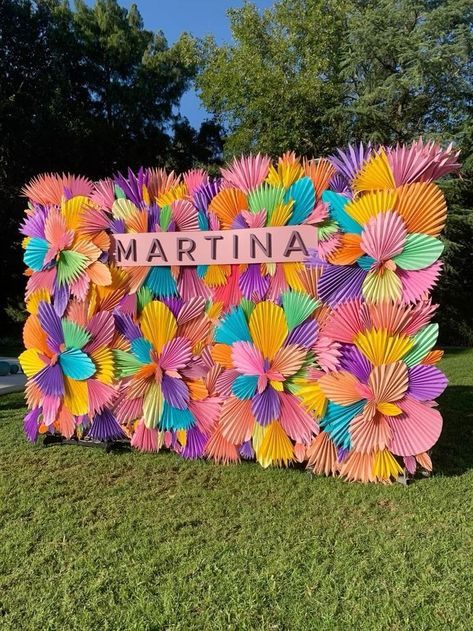 Rio Carnival Decorations, Carnival Brazil, Carnival Decorations, Rio Carnival, Summer Decorating Ideas, Summer Home, Summer Home Decor, 15th Birthday, Summer Decorating