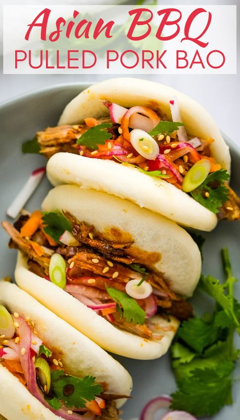 Learn how to make your own easy steamed bao buns at home with this simple recipe. Use leftover bbq pulled pork (Chinese char sui) and top with fresh and pickled veggies and extra Asian-style Gochujang bbq sauce. They're the best! Pulled Pork Bao Buns Recipe, Bao Buns Pulled Pork, Pulled Pork Asian Style, Bao Bun Filling Recipe, Bao Buns Recipe Pork, Pulled Pork Bao Buns, Bbq Pork Bao Buns, Bao Buns Filling, Pulled Pork Buns