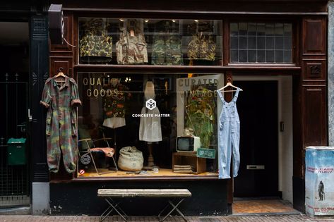 Book Bedroom, Amsterdam Vintage, Amsterdam Shopping, House Foundation, Red Light District, Netherlands Travel, Historical Monuments, Soho House, Retro Clothing