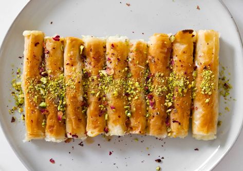 Ashta Fingers, Arabic Desserts, Dessert To Make, Crescent Recipes, Baklava Recipe, Arabic Sweets, Phyllo Dough, Desi Food, Favorite Dessert