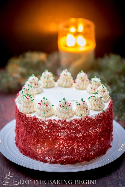 Red Velvet Cheesecake Cake, Cheesecake Cake Recipes, Vanilla Cream Cheese, Vanilla Cream Cheese Frosting, Whole Cake, Velvet Cheesecake, Online Cake Delivery, Christmas Cake Designs, Red Velvet Cheesecake