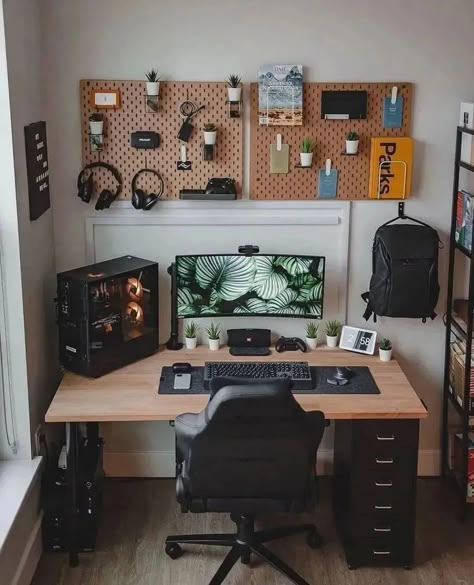 Studio In Casa, Home Studio Setup, Bedroom Setup, Gaming Room Setup, Game Room Design, Home Office Setup, Room Setup, Desk Design, A Desk