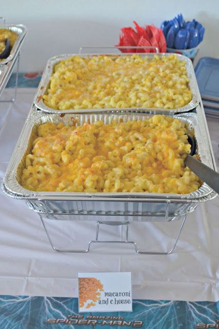 Mac And Cheese Bar Grad Party, Biscuit Bar Toppings, 1 Birthday Food Ideas, Mac And Cheese For Party, Baby Bbq Food Ideas, Stag And Doe Party Food, Party Size Mac And Cheese, Mac And Cheese Bar Parties, Mac Cheese Bar