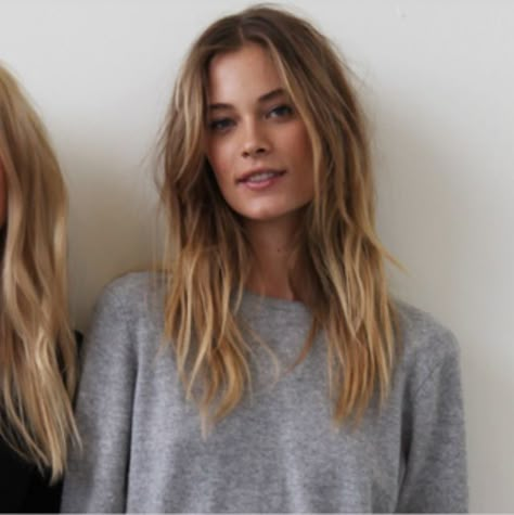 Minimal Wispy Bangs, Beachy Layers Haircuts, Long Hair Air Dry Hairstyles, Chunky Long Layers, Boho Hair In Your 40s, 2024 Hair Cuts Long, Wispy Long Hair, Shag Hairstyles Medium No Bangs, Long Shag Haircut No Bangs