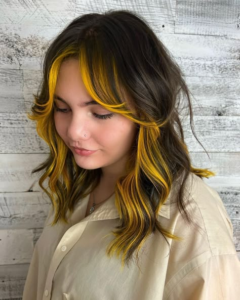 Shaley wanted her own version of a color combo I gave @manepursuit , so that’s exactly what we did. 🌙🖤 We love a classic and bold face… | Instagram Block Color Ideas Hair, Brunette Hair With Vivid Colors, Fun Hair Color Ideas For Short Hair, Yellow Money Piece Hair, Sorcerer Oc, Hair Inspo Brown, Alternative Hair Color, Color Blocking Hair, Yellow Balayage