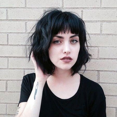 Popular Short Haircuts, New Short Hairstyles, Wavy Bob, Fun Hair, Short Wavy Hair, Short Hairstyle, Trending Hairstyles, Short Hair Haircuts, Short Hair With Bangs