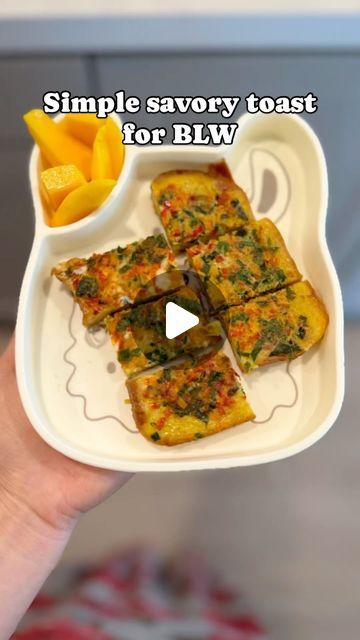 12K views · 1K likes | Kaya Anh Hyde on Instagram: "Simple savory egg toast for Baby Led Weaning   1 slice of bread (I use white bread) 3 Tbsp minced veggies (I use carrots, bell peppers, spinach)  1 egg  1 Tbsp of milk - breast milk, formula, plant based milk (for babies under 1 year old) Seasonings of choice (I use garlic, turmeric powder)  🔅 Mince/grate the vegetables  🔅 Add egg, milk, and seasonings. Mix well  🔅 Lay bread on top of the mixture and soak well. Flip and repeat  🔅 Heat oil or butter on the hot pan. Drop the soaked bread. Spoon the rest of the egg mixture on top  🔅 Cook for about 3’ each side or until golden  🔅 Enjoy 😋  #frenchtoast #toast #snack #breakfast #babyfood #babyfoodideas #babyfoodrecipes #blw #blwbaby #blwinspiration #healthyfood #homecooking #sahm #momlif Easy Baby Food Recipes 9-12, Breakfast Ideas For 1 Year Baby, Snacks For 1 Year Baby, Breakfast For 1 Year Baby, Breakfast For One Year Old, Top Cook, Baby Breakfast, Toddler Breakfast, Meals Ideas