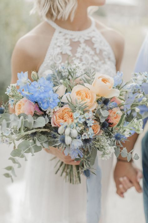 Stunning Pastel Wedding Bouquet for Bride Renuculas Wedding, Spring Pastel Wedding Color Schemes, Wedding Summer Flowers, Blue Spring Wedding Colors, Blue Peach Wedding, Pastel Wedding Bouquet, Airy Wedding Photography, Pastel Blue Wedding, Ivy Wedding