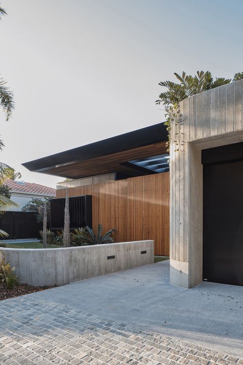 Cove House, Timber Battens, Passive Design, Australian Architecture, Architecture Awards, Australian Homes, Facade House, Local Design, Home Construction