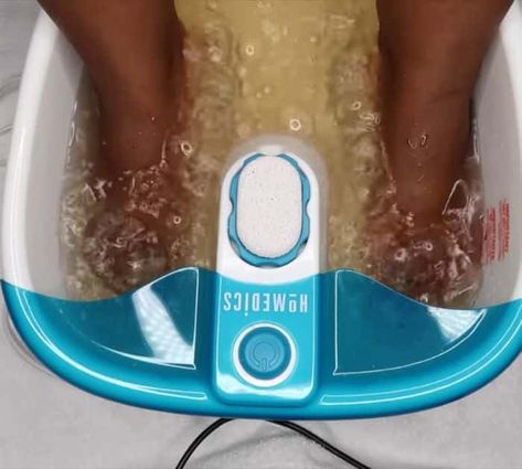 How to Remove Dead Skin Cells From Your Feet in Minutes Tutorial Dead Skin On Feet Removal, Cracked Heel, Dead Skin Removal, Foot Soak, Cracked Heels, Petroleum Jelly, Pumice Stone, Pedicure Kit, Dead Skin