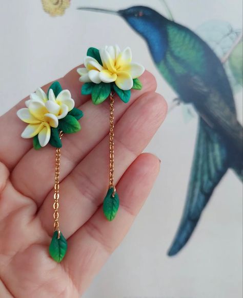 Cercei Din Lut Polimeric, Flower Clay Earrings, Stud Earrings Polymer Clay, Green Combination, Flower Clay, Polymer Clay Flower Jewelry, Diy Earrings Polymer Clay, Polymer Clay Jewelry Tutorials, Handmade Clay Jewelry