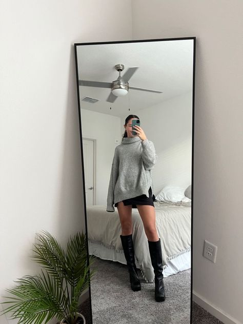 Casual High Boots Outfit, Long Boots Fall Outfits, Tall Black Boots Casual Outfit, Tall Black Chelsea Boots Outfit, Black Boots Amazon, Winter Platform Boots Outfit, Outfit With Long Boots Winter, Long Boot Heels Outfits, Styling Calf High Boots