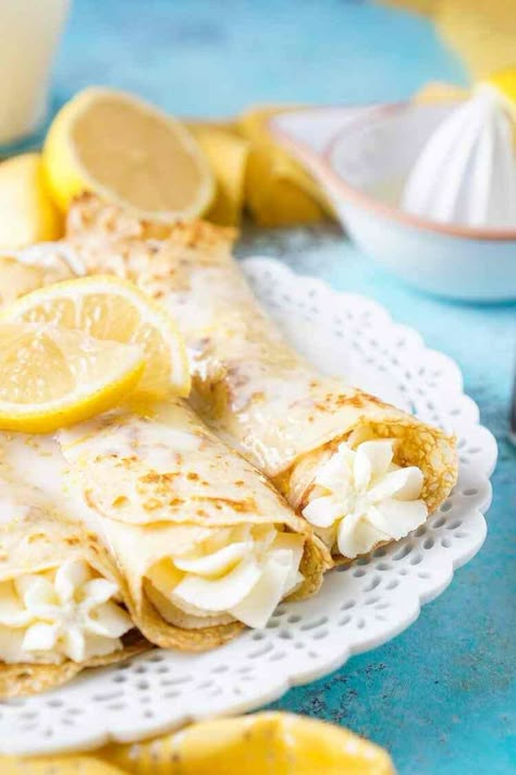 Cheesecake Crepes, Crêpe Recipe, Lemon Heaven, Delicious Lemon Desserts, Best Crepe Recipe, Lemon Crepes, Chicken Crepes, Sweet Crepes Recipe, Crepes Recipe