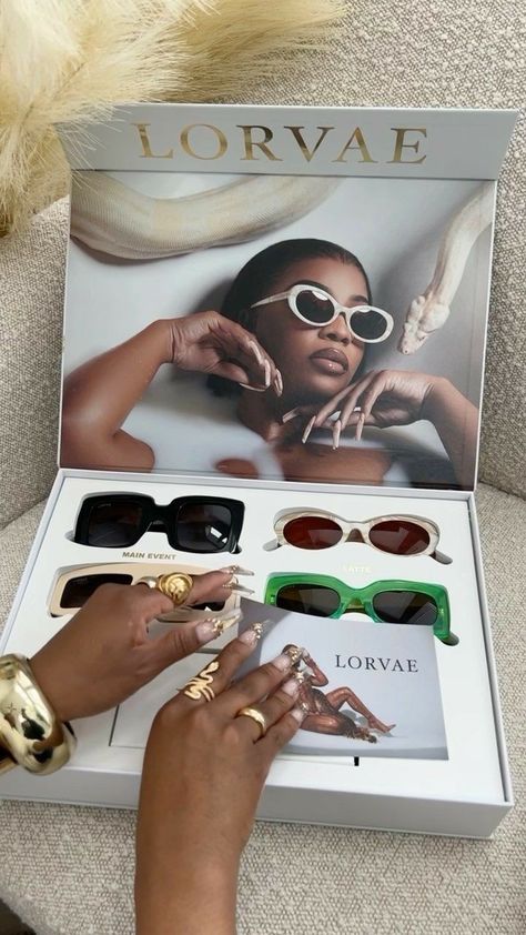 Best Packaging Design Boxes, Lorvae Dearra Glasses, Sunglasses Packaging Ideas, Lorvae Dearra, Influencer Pr Package, Pr Boxes Ideas, Pr Packages Aesthetic, Pr Package Ideas, Pr Packaging