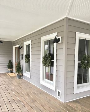 Home Renovation Ideas that Add Value to Your Property - Farmhouse Exterior Paint Colors, Farmhouse Front Porch Decor, Veranda Design, Farmhouse Porch Decor, Farmhouse Exterior Design, Casa Country, Farmhouse Front Porches, Farmhouse Porch, Modern Farmhouse Exterior