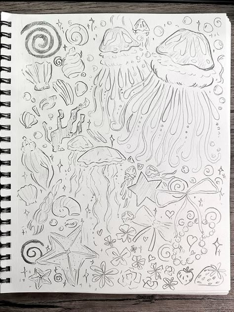 Jellyfish Doodle, Doodle Aesthetic, Piskel Art, Sea Stars, Sketchbook Inspo, Arte Sketchbook, Arte Inspo, Cute Doodle Art, Doodle Art Designs