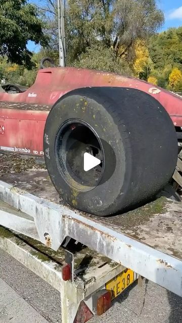 Gasser Cars, Funny Car Videos, Future Vehicles, Car Barn, Old Race Cars, Weird Cars, Concept Car Design, Old Classic Cars, Abandoned Cars