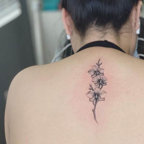 prawnesther’s Instagram photo: “Orchid spine tattoo. Swipe to see the small letters. #inktattoo #tattoooftheday #tattooist #sleevetattoo #tattoosofinstagram #handtattoo…” Small Back Tattoo Ideas, Orchid Tattoo Back, Fineline Orchid Tattoo, Delicate Orchid Tattoo, Orchid Spine Tattoo, Black Orchid Tattoo, Orchid Spine Tattoos For Women, Orchid Back Tattoo, Orchid Tattoo On Ribs