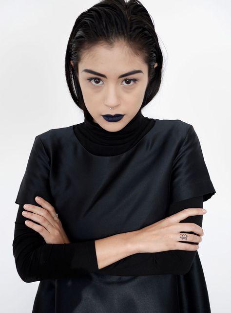 How To Create A Work Uniform #refinery29uk Lydia Pang, Black Uniform, Oak Fort, Brand Consistency, Work Uniform, Uniform Dress, All Black Looks, Minimal Look, Work Uniforms