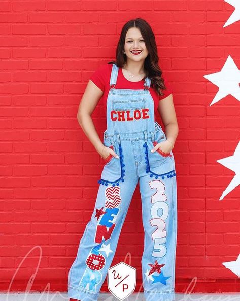 Painted Overalls Diy, Painted Jeans Senior, Senior Spirit Jeans, School Spirit Jeans, Senior Denim, Paint Overalls, Senior Overalls Ideas, Senior Overalls Ideas High Schools, Hoco Overalls