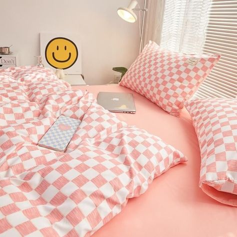 Cute and aesthetic colorful bedding duvet cover set with small checker print. Will perfectly fit danish pastel, kawaii, soft girl and many other aesthetic rooms. Material: 100% Polyester Inner/Comforter/Pillows not included. See package configuration and sizes below: Single: 1x Duvet Cover: 59x79in (150x200cm)1x Flat Sheet: 71x90in (180x230cm) 1x Pillow Case: 19x29in (48x74cm) Full: 1x Duvet Cover: 79x91in (200x230cm) 1x Flat Sheet: 92x98in (235x Preppy Bed Cover, Preppy Bedroom Single Bed, Cute Twin Bed Comforters, Preppy Sheets For Bed, Pastel Bedding Ideas, Pink Checkered Bedding, Retro Rainbow Bedroom, Preppy Bed Set, Preppy Bedding Pink