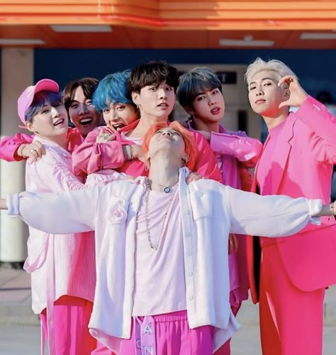 BTS RM JIN SUGA J-HOPE JIMIN V JUNGKOOK Boy With Luv Boy With Luv, Bts Concept Photo, Jimin V Jungkook, Rm Jin Suga, Bts Chibi, Bts Pics, Bts Rm, Bts Lockscreen, Rm Jin