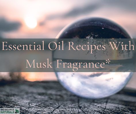 Air Freshener Diy Essential Oils, Fragrance Oil Recipes, Natural Perfume Recipes, Musk Essential Oil, Perfume Oil Recipes, Body Oil Diy, Diy Perfume Recipes, Perfume Diy, Essential Oil Perfume Blends