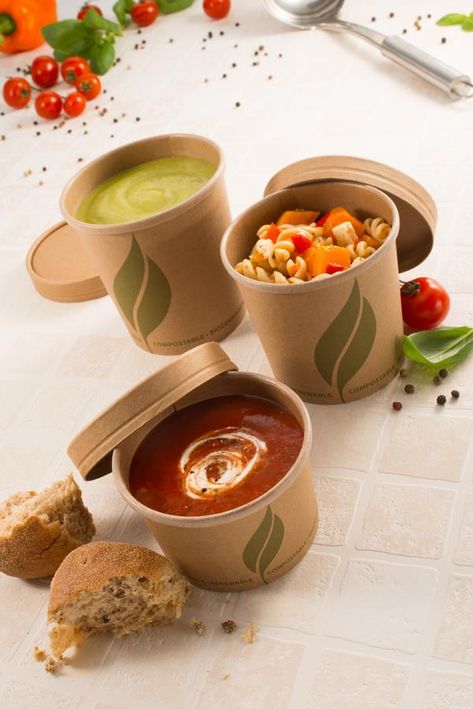 Rounded Paper Food/Soup Containers & Lids Currently available in 8oz, 12oz and 16oz capacities. Materials - heavy gauge, kraft unbleached card. Food Packaging Container, Soup Business Idea, Food Truck Design Interior, Food Delivery Packaging, Takeaway Packaging, Disposable Food Containers, Food Box Packaging, Food Soup, Trendy Food