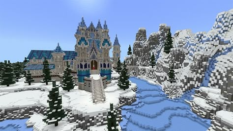 Minecraft Ice Castle, Minecraft Creative Ideas, Mc Castle, Snowy Castle, Medieval Builds, Cool Minecraft Ideas, Building Minecraft, Minecraft Creative, Castle Minecraft