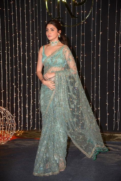 Glamorous Indian Model Anushka Sharma In Green Saree Designer Sarees Wedding, Sarees For Girls, Indian Sari Dress, Designer Sarees Collection, Indian Fashion Saree, Saree Designs Party Wear, Traditional Indian Outfits, Ghagra Choli, Indian Bridal Outfits