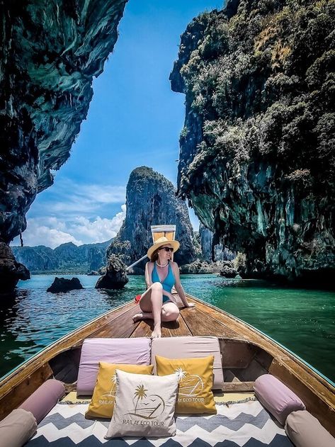 girl sat on longtail boat in thailand Krabi Thailand Outfit, Krabi Thailand Photography, Thailand Outfits, Krabi Island, Longtail Boat, Beach In Thailand, Thailand Krabi, Thailand Honeymoon, Outfit Photography