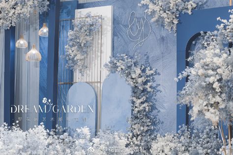 Blue Winter Wedding Ideas, Navy Backdrop, Wedding Theme Design, Reception Stage, Reception Stage Decor, Blue Winter Wedding, Winter Wedding Ideas, Blue White Weddings, Wedding Stage Backdrop