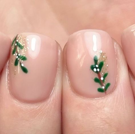 Nails By Emma on Instagram: "Under the mistletoe🕊️ Inspired by @paintbyjaz #christmasnails #xmasnails #simplenails #christmasnailart #festivefashion #winternails" Nails With Mistletoe, Miseltoe Nails, Winter And Christmas Nails, Mistletoe French Tip Nails, Mistletoe Acrylic Nails, Nails Mistletoe, Miseltoe Nail Art, Mistle Toe, Christmas Nails Mistletoe