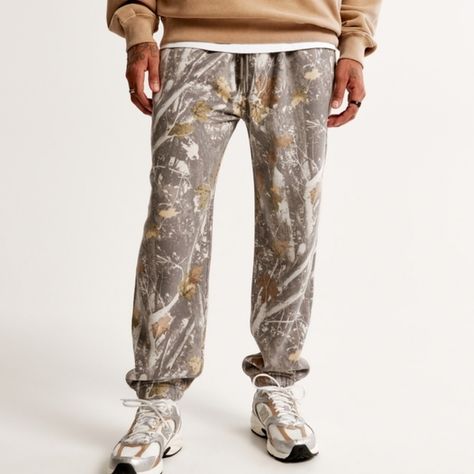 Abercrombie light grey camo essential sweatpants XS SHORT Abercrombie Camo Pants, Abercrombie Sweatpants, Essential Sweatpants, Camo Sweatpants, Abercrombie (women), Track Pants Women, Leather Joggers, Grey Camo, Style Goals