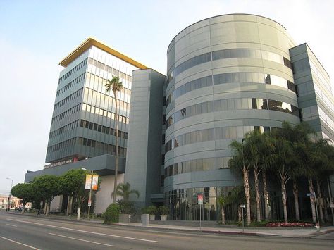 Los Angeles Film School!!!! La Film School, Los Angeles Film School, Student Aesthetic, College Success, School Campus, Dream School, Film School, Success Tips, School Building