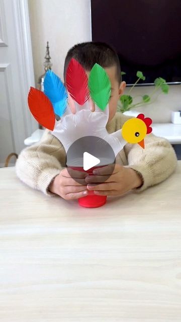 paper crafts creator on Instagram: "Use disposable gloves to make a fun big rooster toy. Turn on the coaxing mode during the holidays and exercise your child's lung capacity. Come and try it #parentchild #handicraft #kindergarten #handicraft #homemade #toy #wasteutilization #creative #children #handicraft paper craft ideas" Chicken Kids Craft, Crafts With Gloves, Rooster Crafts For Kids, Activities For Kindergarten Children, Rooster Craft, Kindergarten Art Crafts, Big Rooster, Rooster Art, Paper Craft Ideas