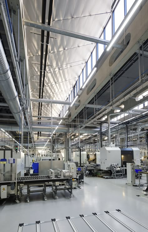 Manufacturing Factory Design, Factory Interior Design, Factory Layout, Smart Factory, Milk Factory, Factory Interior, Industrial Office Design, Factory Architecture, Modern Factory