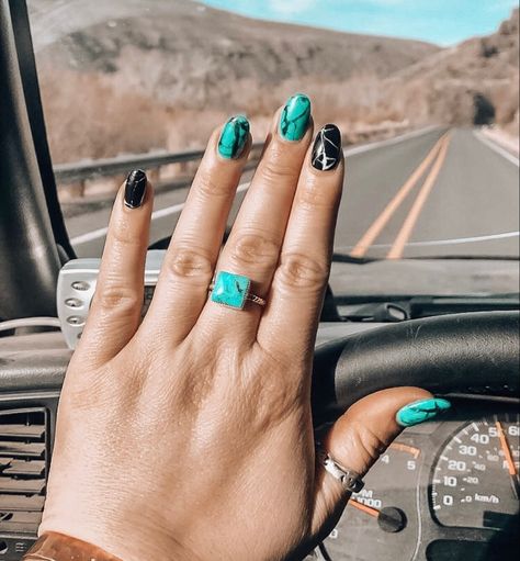 Country Acrylic Nails, Turquoise Tuesday, Cowboy Nails, Concert Nails, Western Nails, Country Nails, Queen Nails, Turquoise Nails, Cute Spring Nails