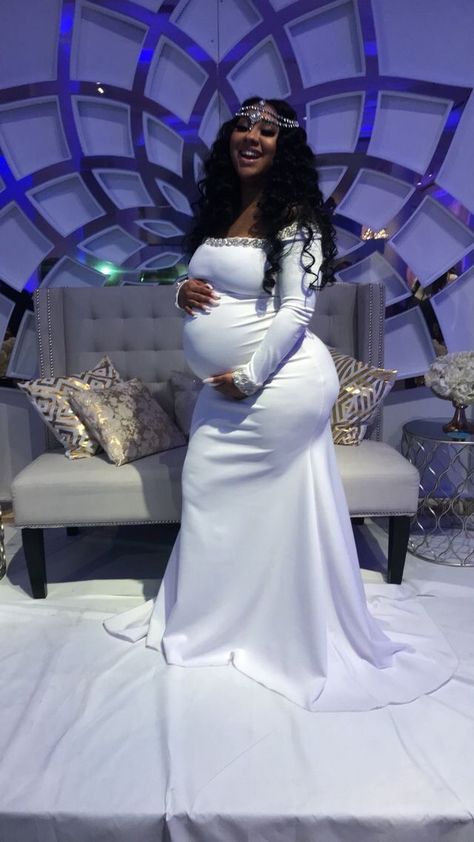 Follow @Cleopatra4563 for more💗 Gold Baby Shower Dress, Pregnancy Slay, Ariana Fletcher, Pregnancy Goals, Beautiful Pregnancy, A Pregnant Woman, Baby Shower Dress, Pretty Pregnant, Shower Outfits