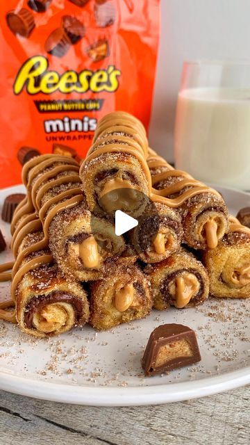 Fitwaffle | Eloise Head on Instagram: "Peanut butter cup french toast rolls 😍

Soft and dough french toast rolls, stuffed with peanut butter and Nutella, coated in cinnamon sugar and drizzled with more peanut butter 🤤

Full recipe and video on @fitwafflekitchen 🥰

Enjoy!
#fitwaffle #fitwafflekitchen" French Toast Rolls, Peanut Butter Cup, Peanut Butter Cups, Cinnamon Sugar, Snack Ideas, Nutella, Waffles, Peanut Butter, French Toast