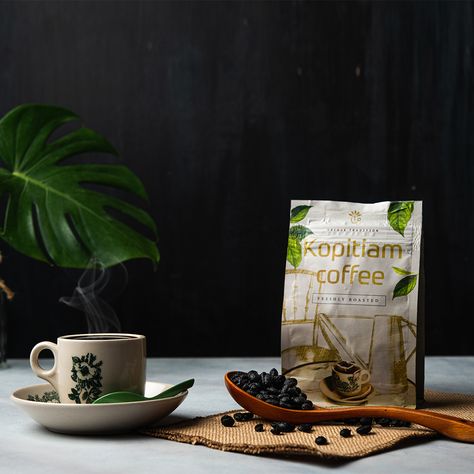 Coffee Products Photography, Coffee Pouch Photography, Coffee Bean Photography, Roast Coffee, Coffee Product, Coffee Product Photography Ideas, Product Photography Coffee, Coffee Advertising Ideas, Coffee Product Photography